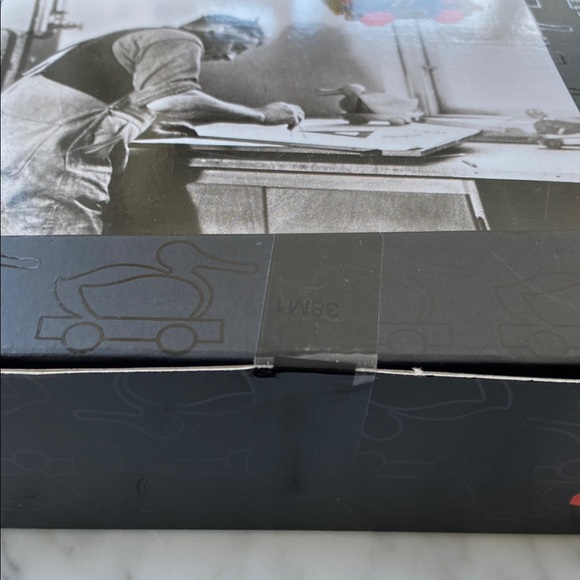 LEGO • Collector Item • 2011 Employee Gift • Duck Building Set • Sealed - Picture 5 of 6